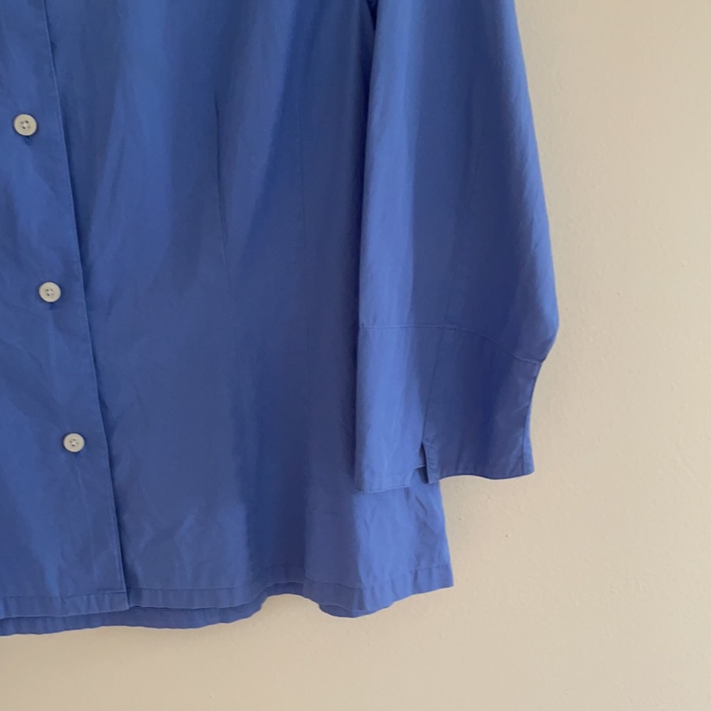 Talbots Blue Button Down Collared Shirt! - Picture 6 of 7
